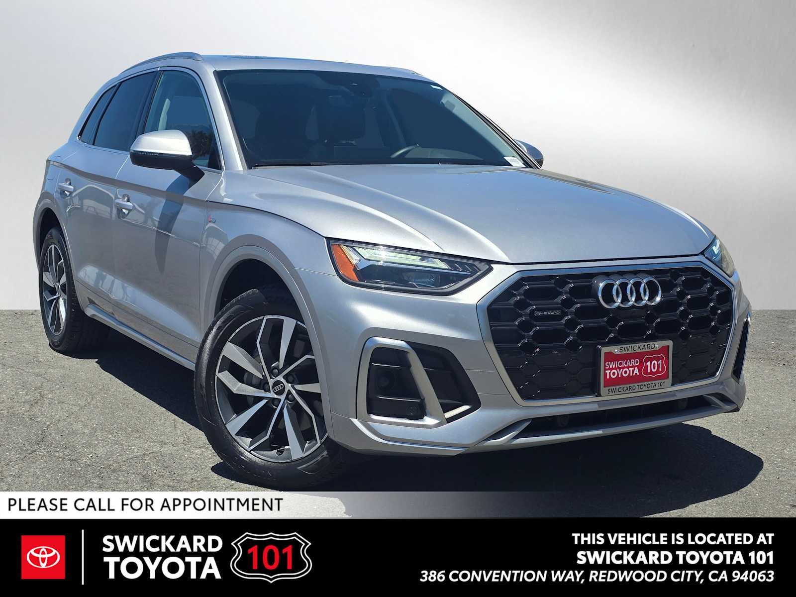 2023 Audi Q5 S line Premium Plus in Florett Silver Metallic — front three-quarter view