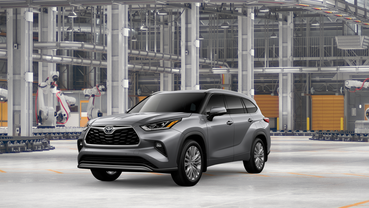 2026 Toyota Highlander Platinum in Heavy Metal <a role='button' class='viewDgDisclaimersButton' data-toggle='modal'...