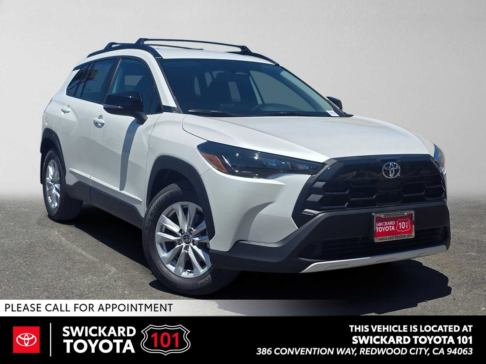 2026 Toyota Corolla Cross LE in Wind Chill Pearl <a role='button' class='viewDgDisclaimersButton' data-toggle='modal'...