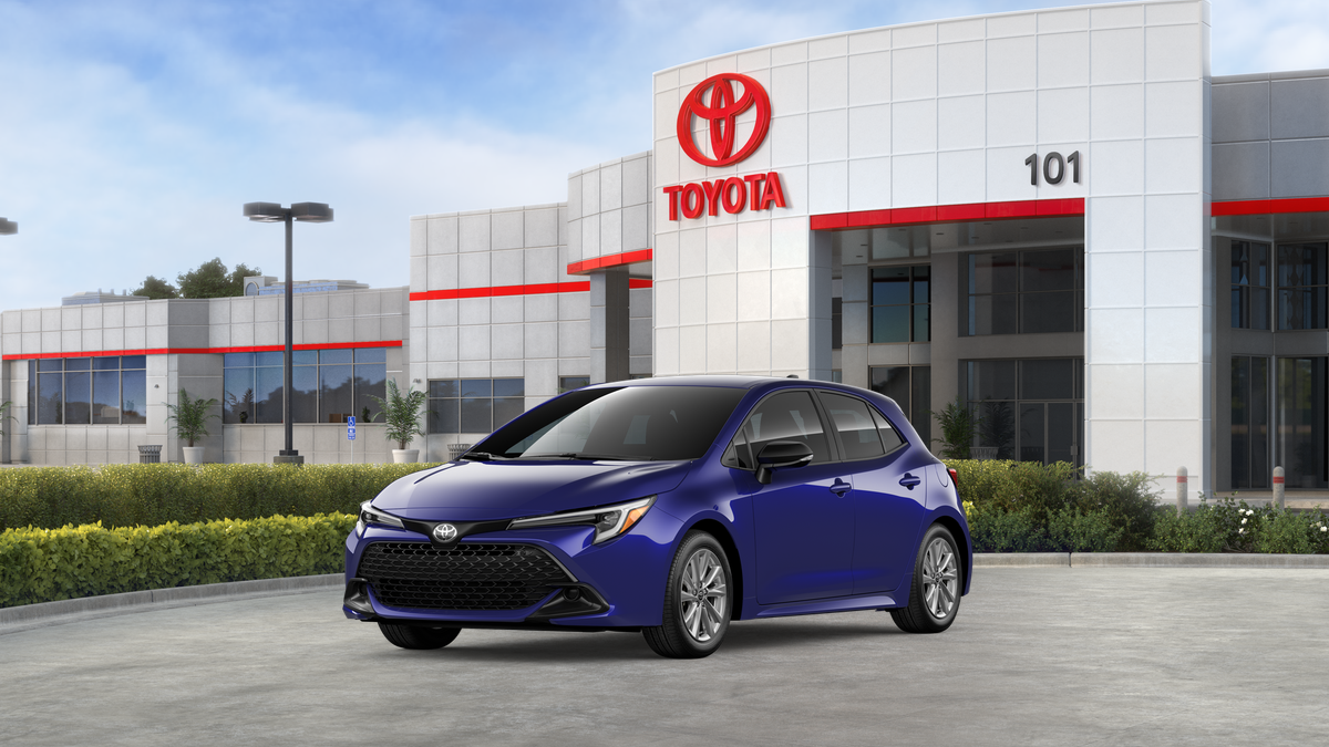2026 Toyota Corolla Hatchback SE in Blue Crush Metallic — front three-quarter view
